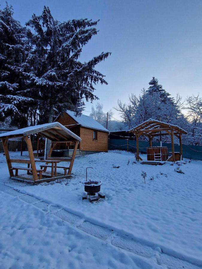 Romantikus erdőszéli faház Salgótarján Exterior foto