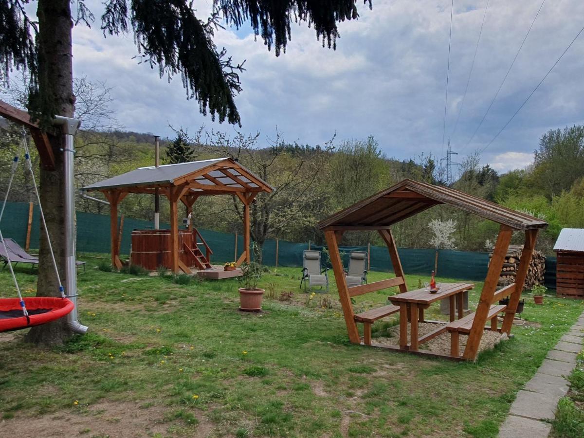 Romantikus erdőszéli faház Salgótarján Exterior foto